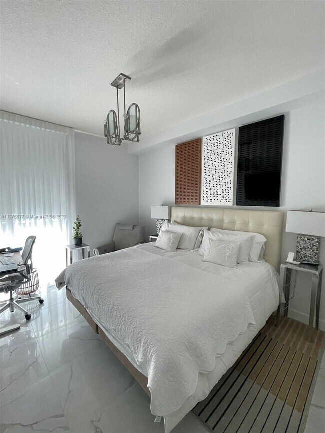 Building Photo - 330 Sunny Isles Blvd