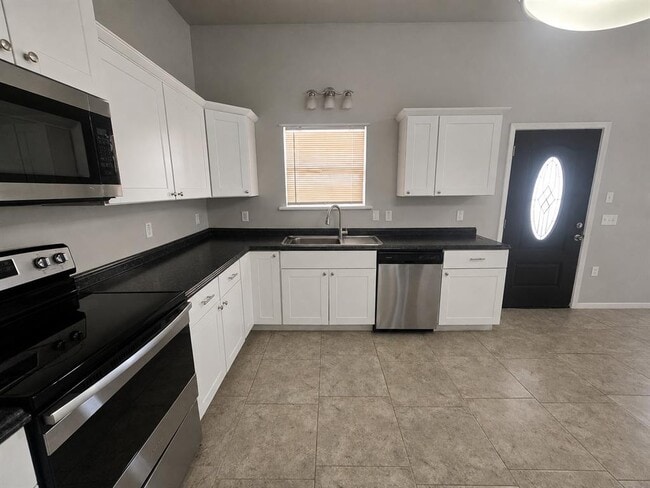 Building Photo - 2851 Cobalt Ct NW