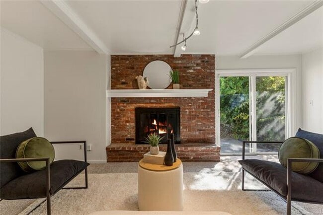 Building Photo - Beautifully Renovated 3-Bed, 2-Bath Home in Midtown Tulsa!