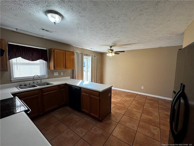 Building Photo - 102 Whitechapel Ln