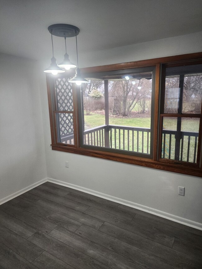 Building Photo - 35 Buffalo St