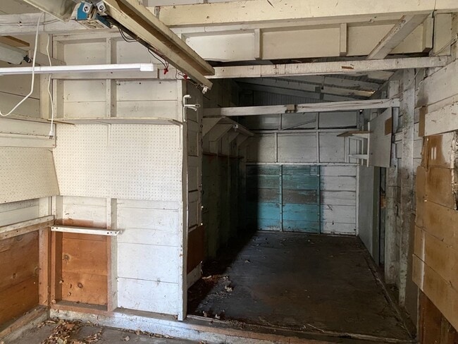 Building Photo - 2 Bed / 2 Bath Home - Close to UNC