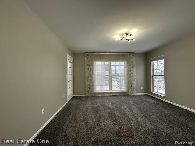 Building Photo - 51810 Lionel Ln