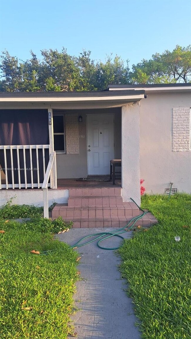 Building Photo - 1983 NW 46th St