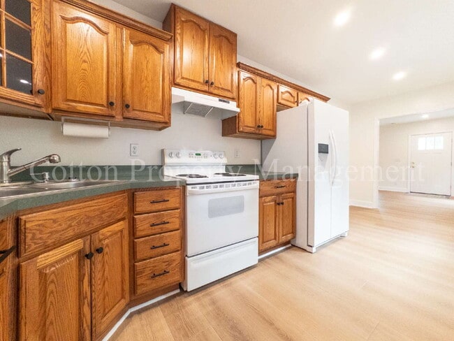 Building Photo - 4204 Wrightsville Ave