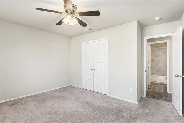 Building Photo - 749 Long Iron Dr