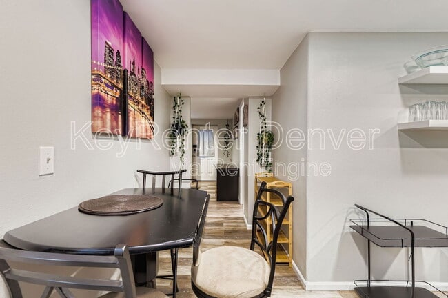 Building Photo - 5327 Independence St