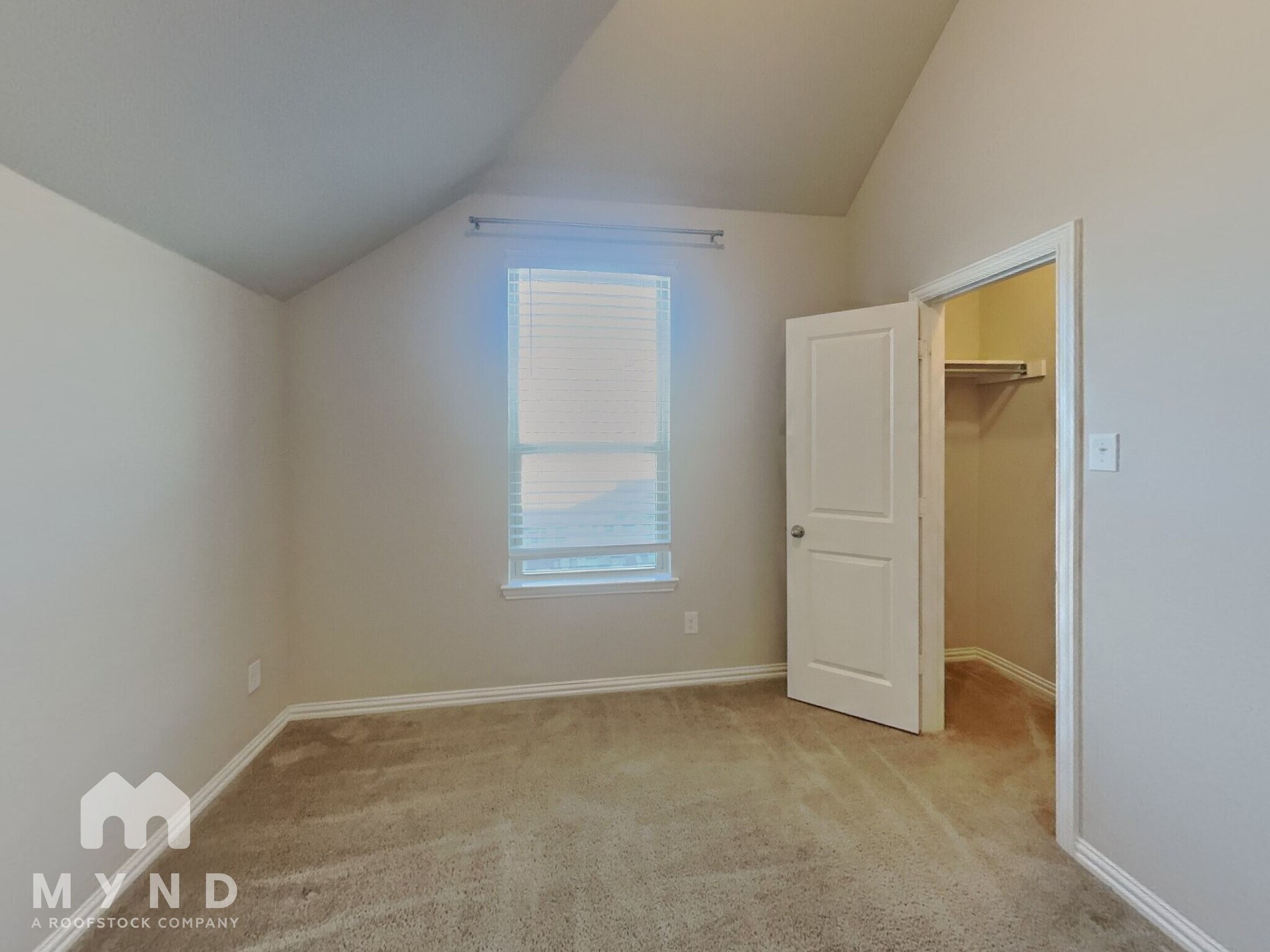 Building Photo - 1424 Bird Cherry Ln