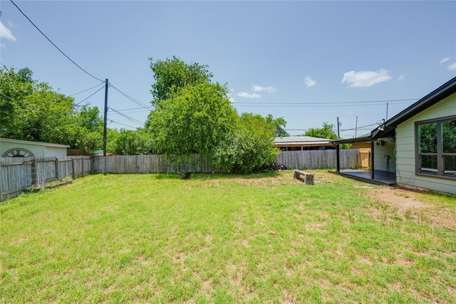 Building Photo - 1813 Ohlen Rd