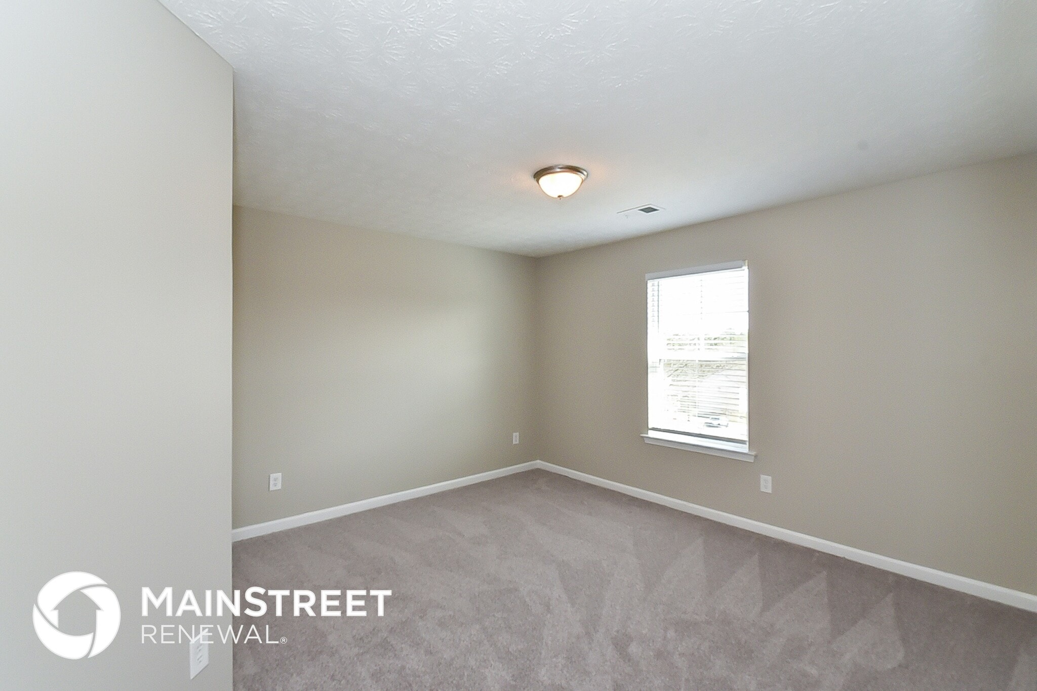 Building Photo - 5000 Cardinal Ct