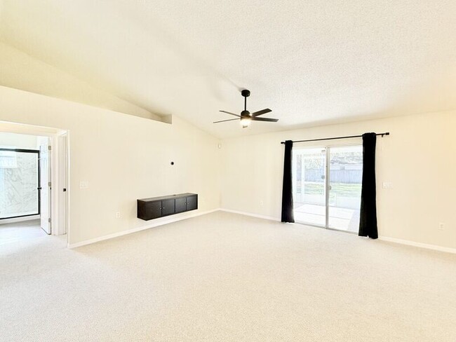 Building Photo - 2610 Sundance Ct