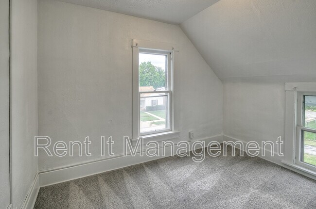 Building Photo - 3940 Arbor St