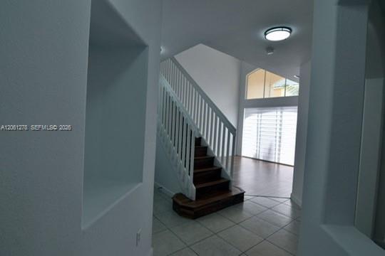 Building Photo - 5527 NW 113th Ave