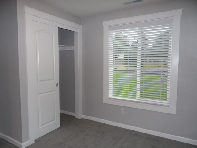 Building Photo - Inviting 3-Bedroom Home with Workshop/Storage and Outdoor Space