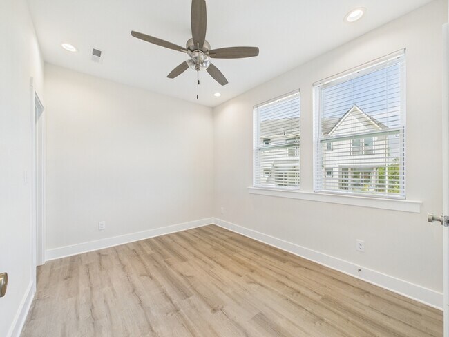 Building Photo - 308 Ferebee Pl