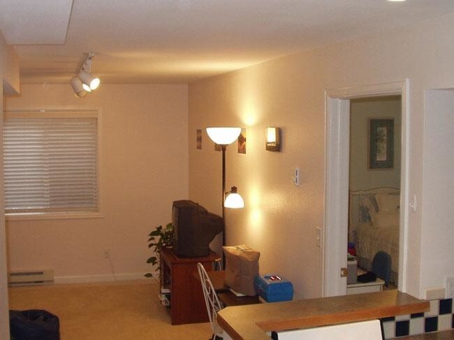 Living Room - 2254 Eastwood Dr