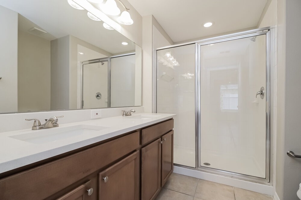 Building Photo - 320 Bella Rosa Cir