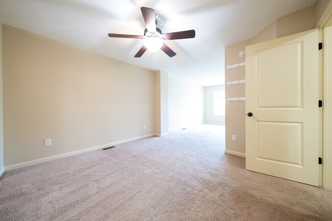 Building Photo - 2113 Cedar Grove Trail