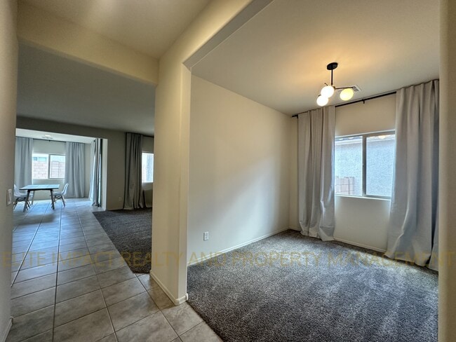 Building Photo - 6612 E Via De Los Compas