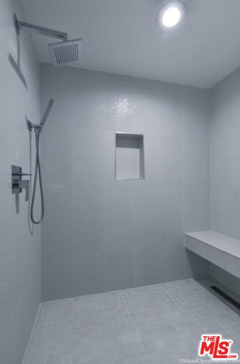 Building Photo - 268 S Lasky Dr