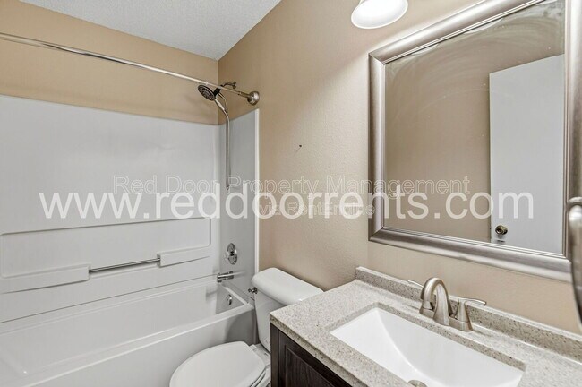 Building Photo - 603 Clear Creek Dr