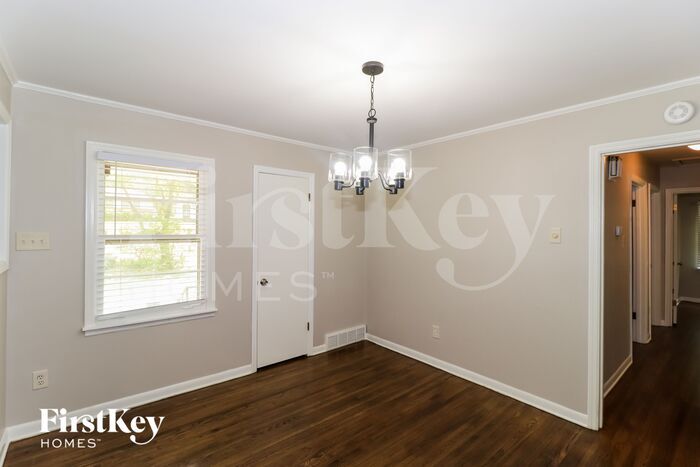Building Photo - 3021 Chaucer Ln