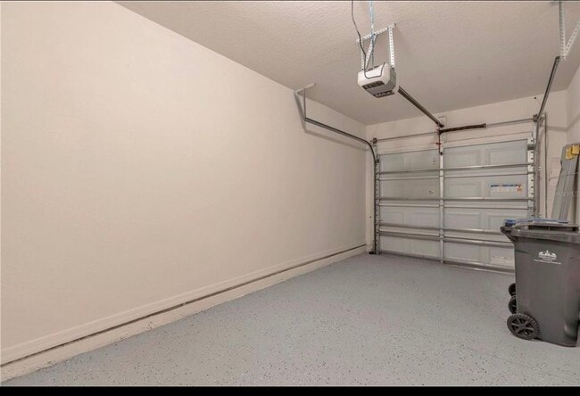 Building Photo - 9943 Hound Chase Dr