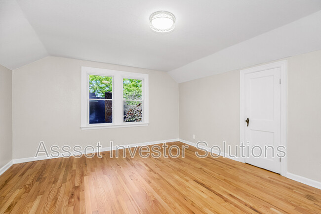 Building Photo - 4141 Eaton St