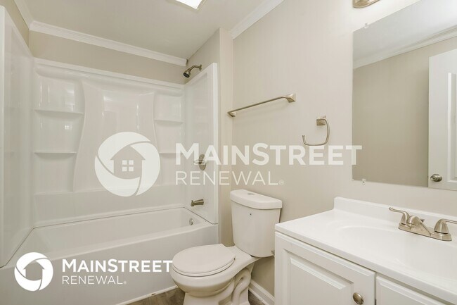 Building Photo - 1141 N Rochester Ave