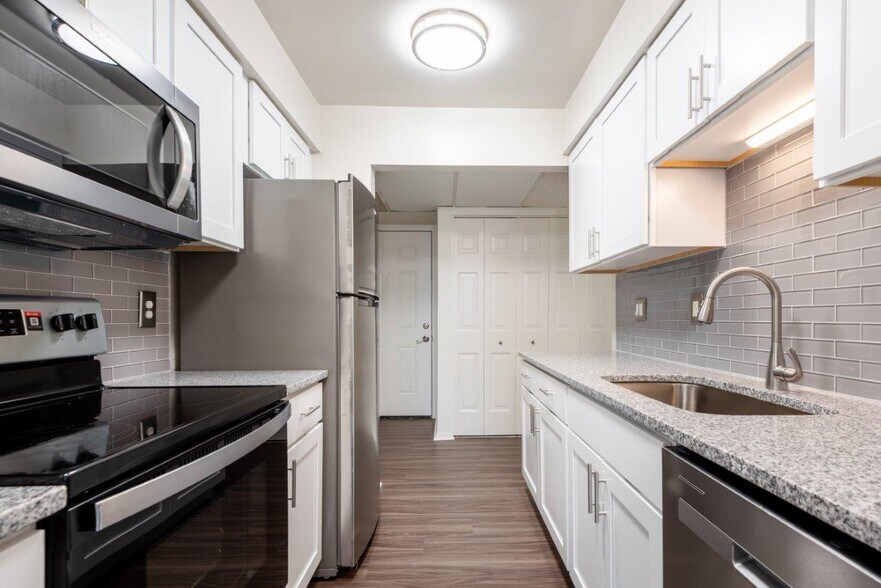 Steeplechase Apartment Homes 5625 W Genesee St Camillus NY 13031