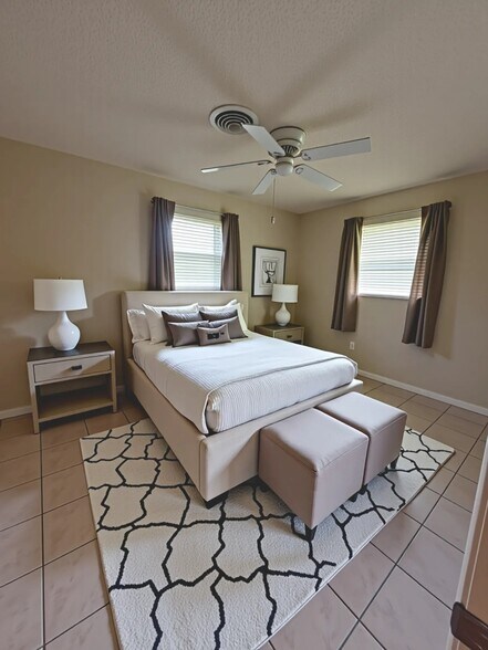 Digital Staged Room - 2427 NW Holiday Ct