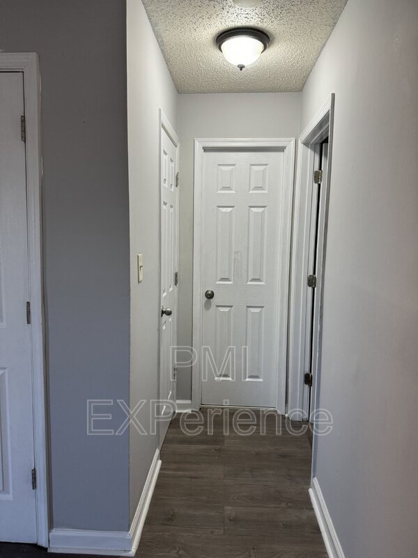 Building Photo - 3815 Swann Rd