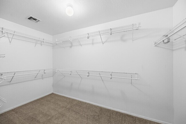 Building Photo - 1637 S Wildrose