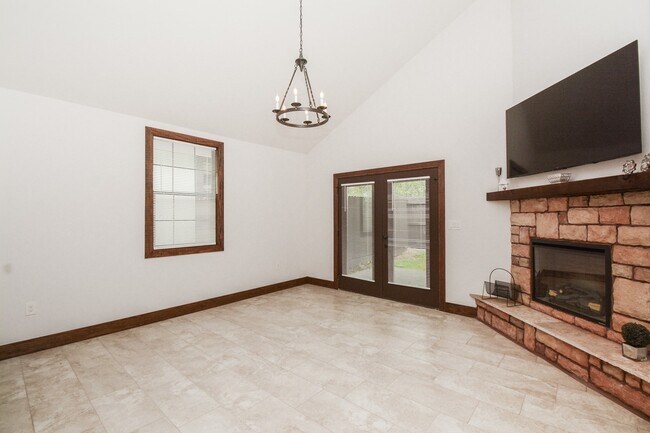 Building Photo - 29527 Turnbury Village Dr