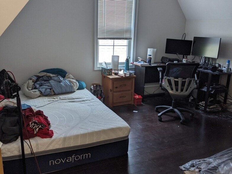 Building Photo - 318 Concord Ave