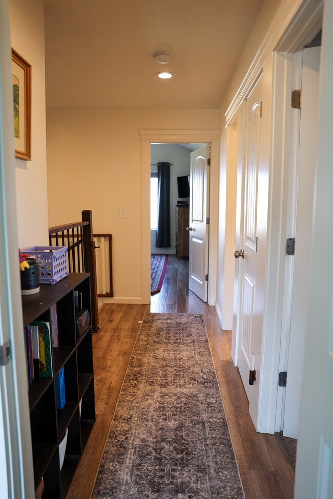 Building Photo - 45 Butch Cassidy Loop