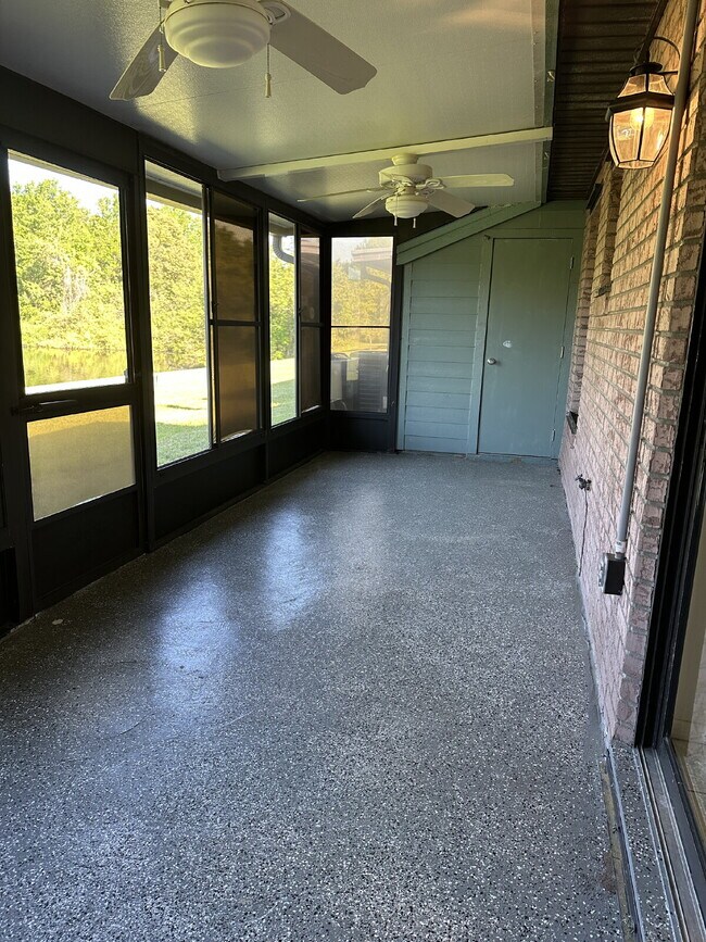 Building Photo - Lovely 2-Bedroom Townhouse in St. Cloud - Spacious 1023 Sq Ft with 2 Full Baths