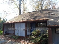 Building Photo - 102 Walnut Ln
