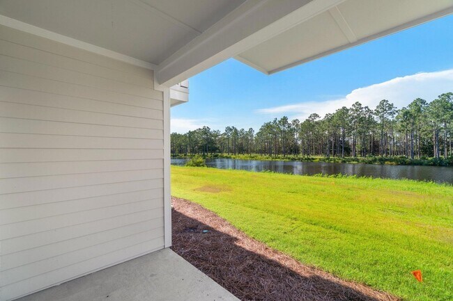 Building Photo - 232 Kara Lake Dr