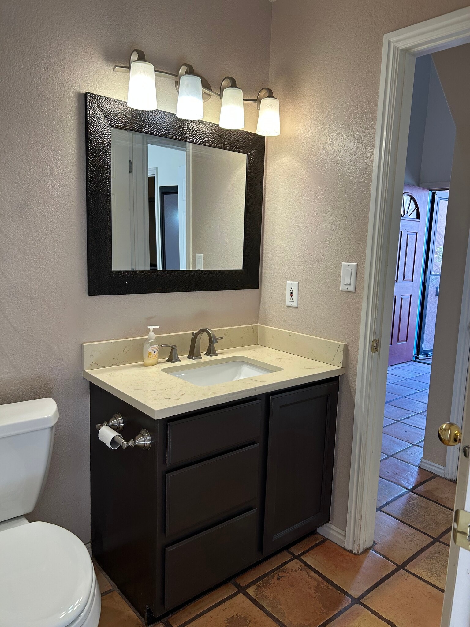 Master bath - 3306 Fairway Loop
