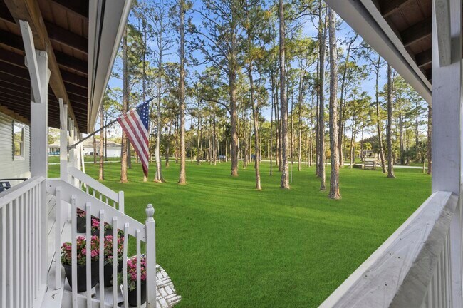 Building Photo - 12863 159th Ct N