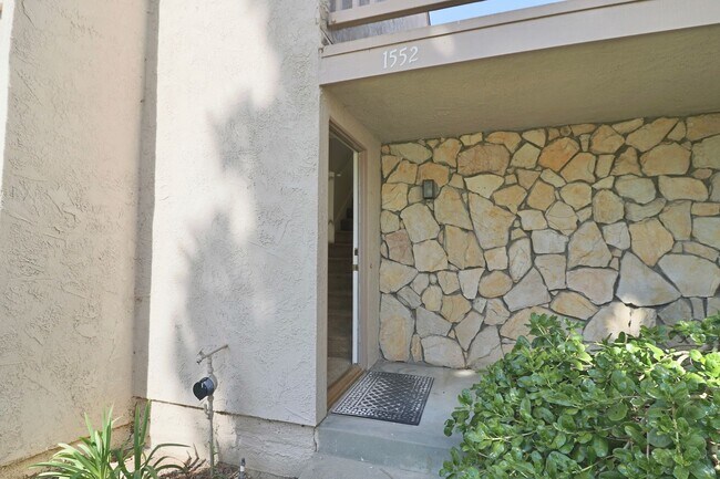 Building Photo - Exciting Rental Opportunity in Ventura!