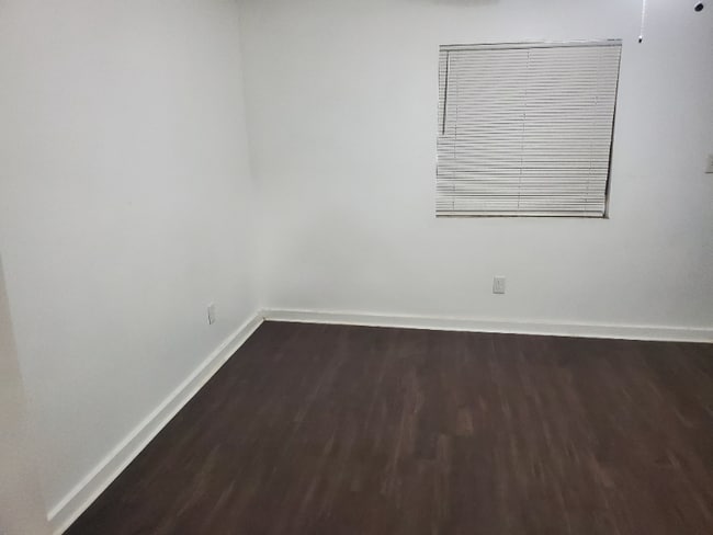 Building Photo - 6825 E Coronet Ct