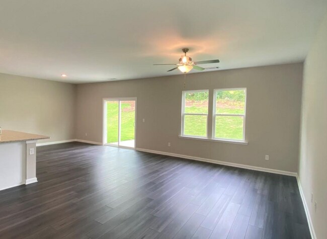 Building Photo - 4627 Waxwing St