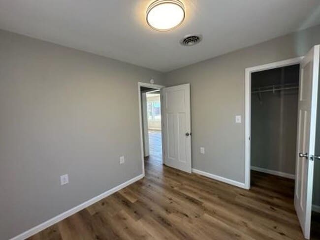 Building Photo - Beautifully remodeled 2 bedroom home