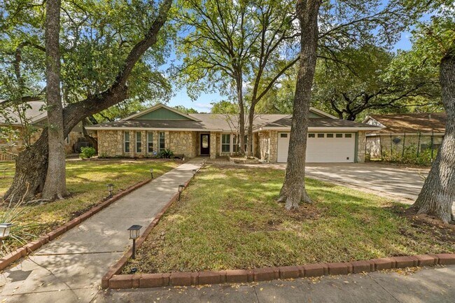 Primary Photo - 10305 Caracara Dr