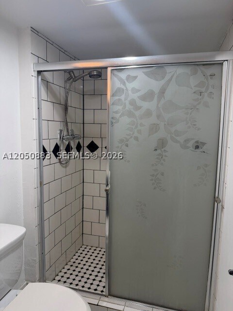 Building Photo - 3475 N Country Club Dr