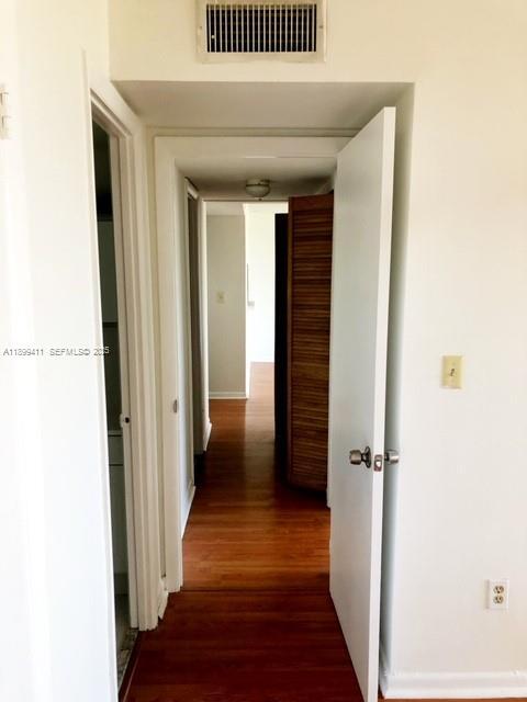 Building Photo - 482 NW 165th St