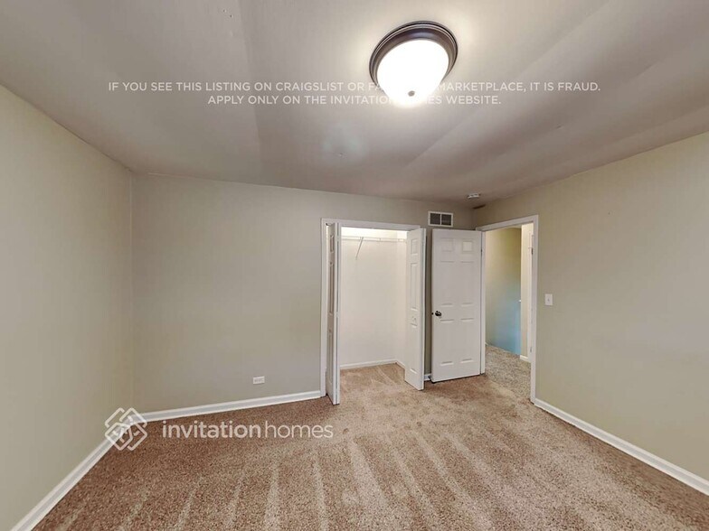 Building Photo - 26W064 Harrison St