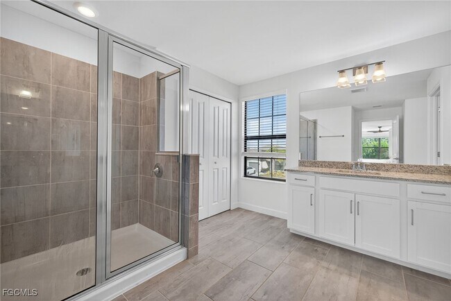 Building Photo - 11484 Canopy Loop